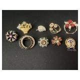 Vintage floral brooches