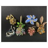 Vintage floral rhinestone brooches