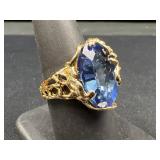 Fashion Ring with blue stone