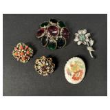 Floral brooches