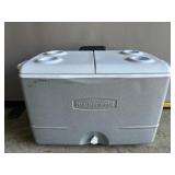 Rubbermaid Cooler