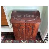 La Buche Wooden Hamper