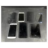 Grouping Of Old Samsung/Motorola Phones