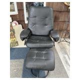 Black Recliner Chair & Ottoman w Swivel Base