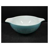 Pyrex Amish Butterprint Cinderella Mixing Bowl