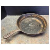 Cast Iron 10.5 ï¿½ skillet
