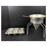 Vintage Cupcake Pan & Sifter
