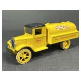 Ertl Shell Petroleum Tanker Truck