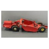 Heiliner Scraper Tractor & Pan Toy