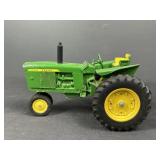 John Deere 3020 Toy Tractor , 1/16