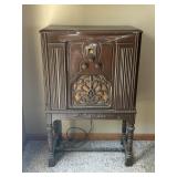 Westinghouse Tube Radio Console Cabinet