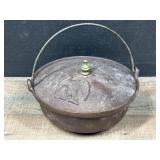 Vintage No. 8 Cast Iron Dutch Oven & Mascoutah IL