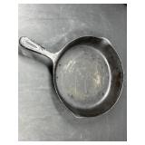Cast Iron Skillet 10.5 "