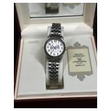 Quartz Watch in Wooden Jewelry Box