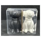 Black and White salt and Pepper shakers