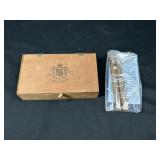 Guesta Rey Cigar Box and Cigars