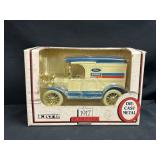 ERTL 1917 Model T Bank Die Cast Coin Bank