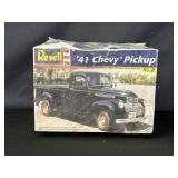 Revell 41 Chevy Pick Up Model Kit