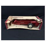 ERTL International Spreader-1/16 Scale