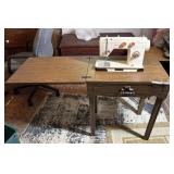 Montgomery Ward UHT J1271 Sewing Machine