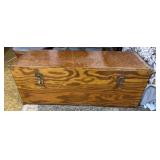 Cedar-Lined Hope Chest with Lift-Out Tray