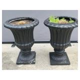 Two plaster planters