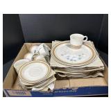 Water Colors Stoneware Dinner set