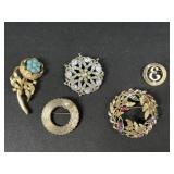 Floral brooches and more