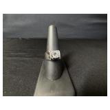 18KT Solitaire Ring