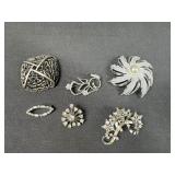 Vintage Brooches & Rhinestone Pins