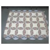 Double Wedding Ring Quilt