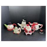 Christmas Tea Pots