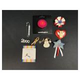 Fashion brooches