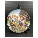 MJ Hummel Plate