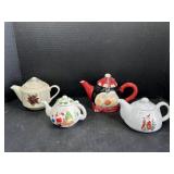 Christmas Tea Pots