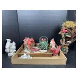 Cardinal Decor
