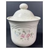Pfaltzgraff 1.5qt Canister