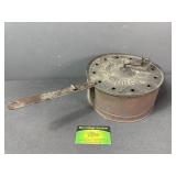 Antique EZ Popcorn Popper