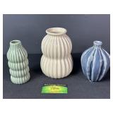 3 ceramic vases