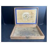 Arango Statesman tobacco box