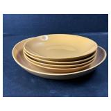 Plate and platter set