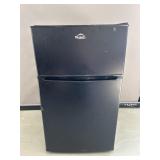 Walsh WSR31TBK 3.1 Cu. Ft. Mini Refrigerator