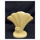 Red Wing 899 Pottery Fan Vase