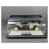 1941 Lincoln Continental Model and display