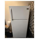 Frigidaire FRT18X4LW9 Refrigerator/Freezer