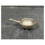 Cast Iron Mini Pot