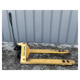 ULINE 5,500 lb Hand Pallet Jack