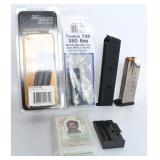 5 Magazines & Iraqi Most Wanted Playing Cards