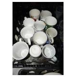 Box Lot of Miss. Household items