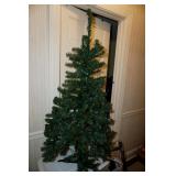 Pre-lite 4ft Christmas Tree